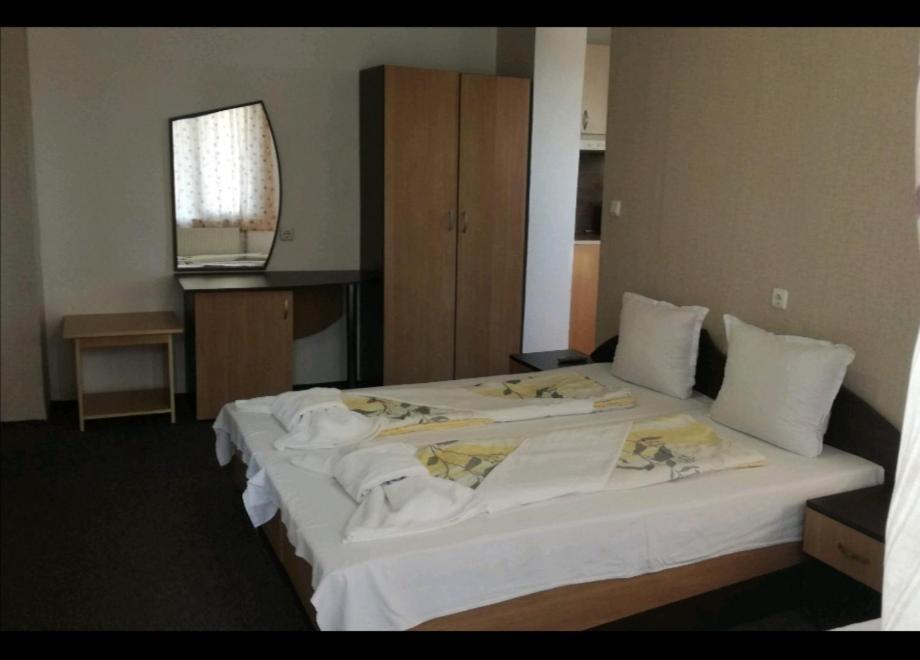 Ivet Guest House Обзор Экстерьер фото